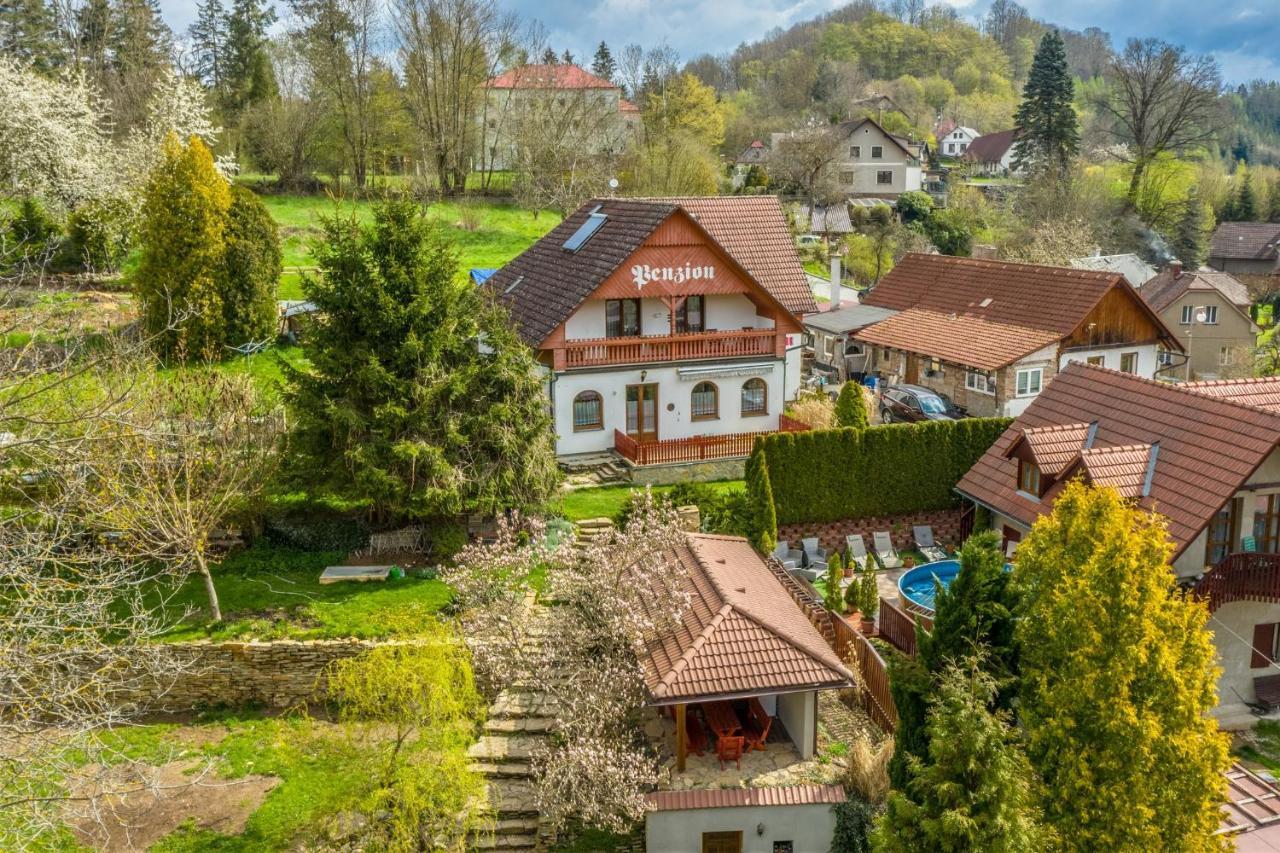 Nové Město nad Metují Penzion Na Hradcanech מראה חיצוני תמונה